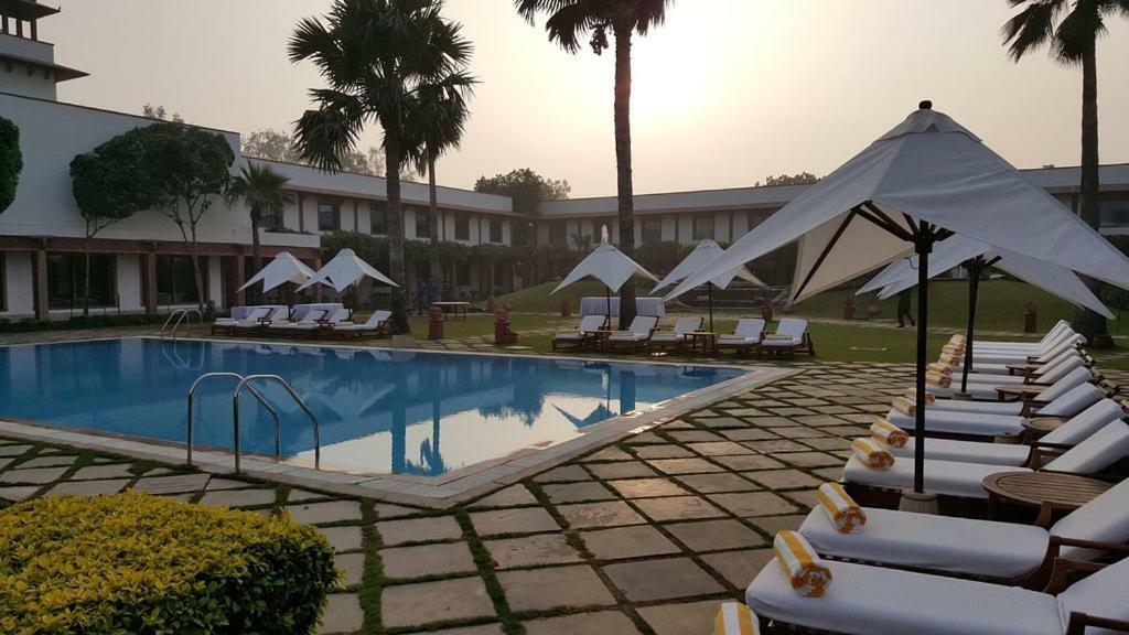 Trident Agra Hotel Agra  Bagian luar foto